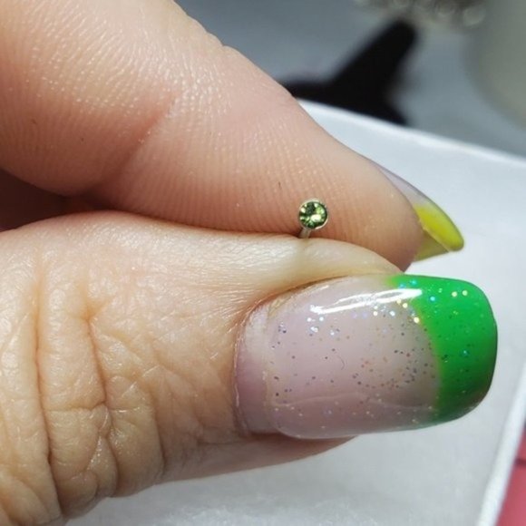 New 10 Crystal Micro Minimalist Tiny Nose Studs - Picture 11 of 16